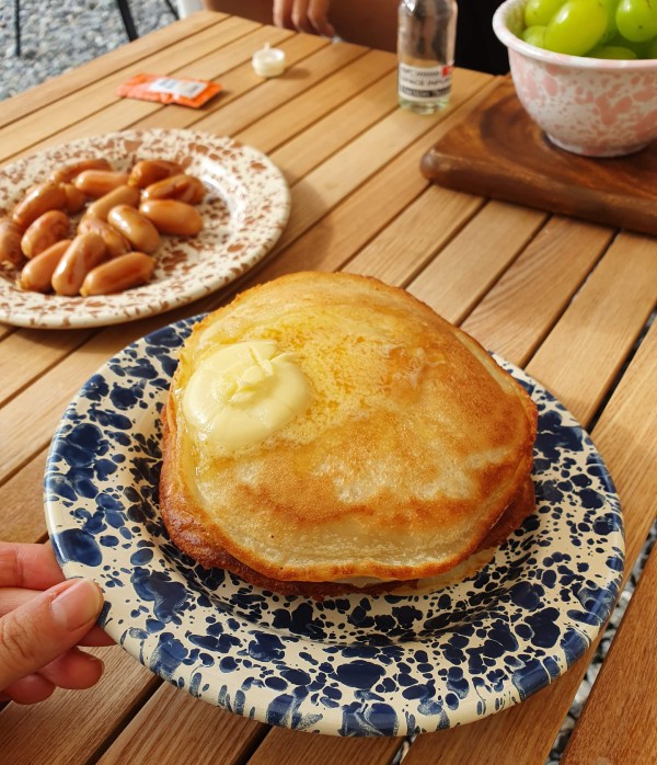 진천 더빌리지 캠핑 팬케이크