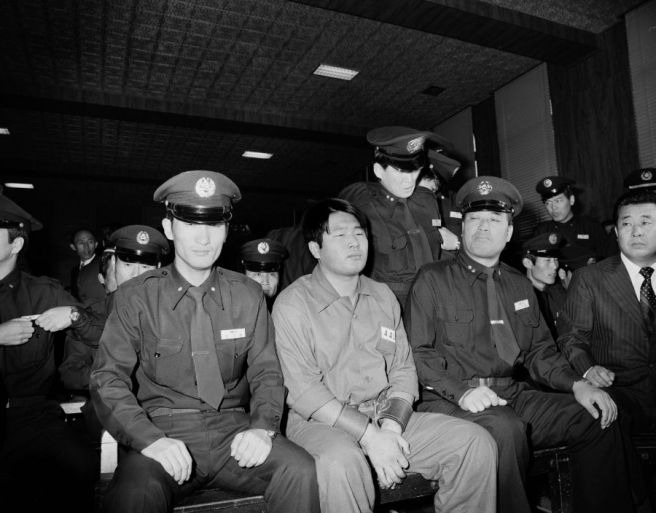 육영수 여사는 누가 쐈나?|문세광·경호원 오발설·사라진 총알 2발 의혹·암살자들 실화