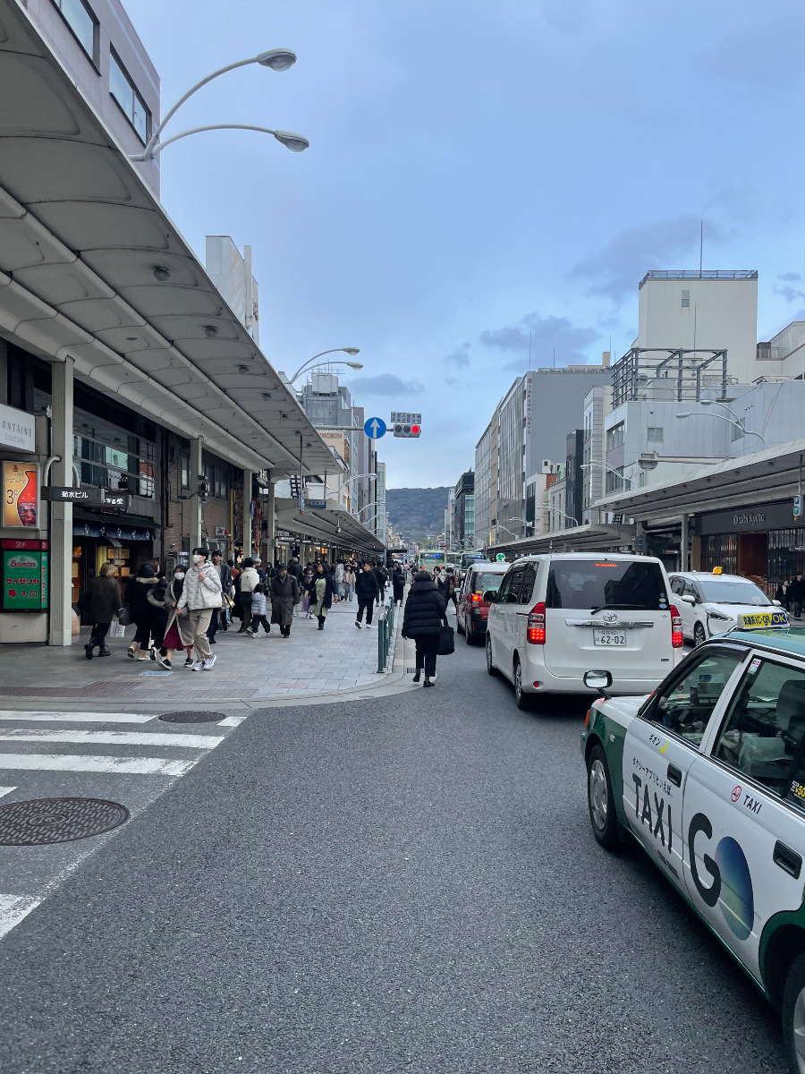 테라마치 거리에서 본 대로