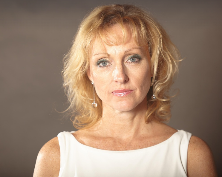 갱년기 여성의 모습