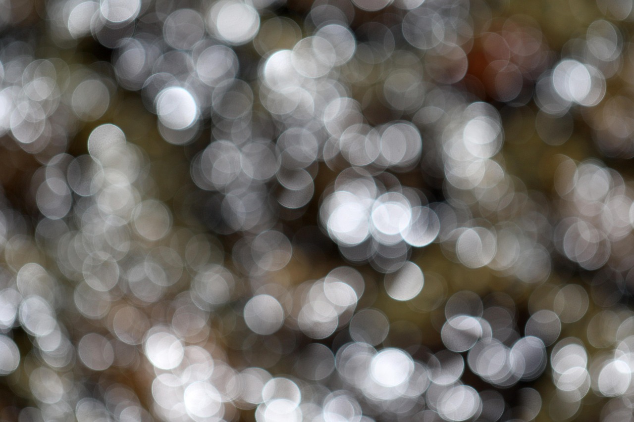 영화를 본 후에도 인상 깊었던 장면이 눈에 남는 것을 표현한 잔상 사진