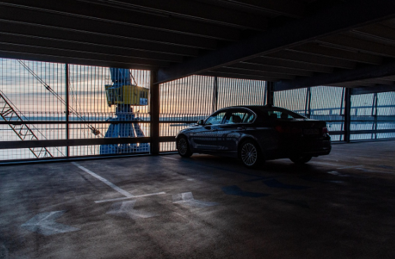 자동화 주차 로봇 – ‘사람 없는 주차장’이 도심에 들어서고 있다