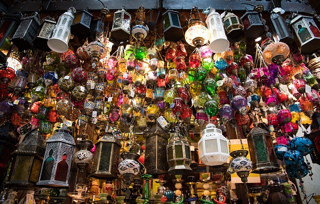 라마단이란? 금식 단식 성월의 규칙과 의미, 종교적 중요성, 풍습과 문화.