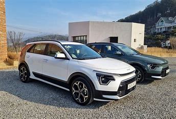 🚗 니로하이브리드&amp;#44;독일권위지아우토자이퉝비교평가 &lsquo;1위&rsquo;! ((2025 Kia Niro Hybrid Just Beat the Competition &ndash; German Auto Magazine Says It&amp;#39;s the Best!))