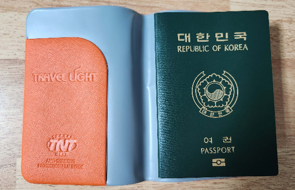 해킹-방지-여권-케이스-4