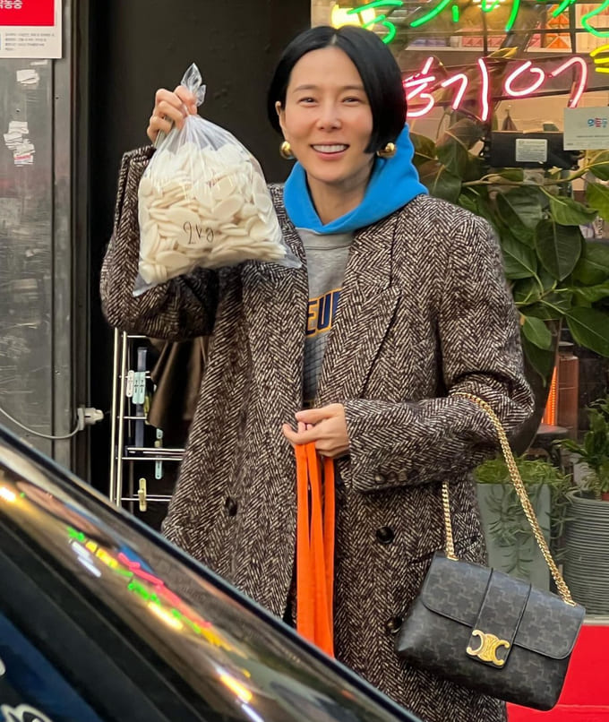 김나영 사복