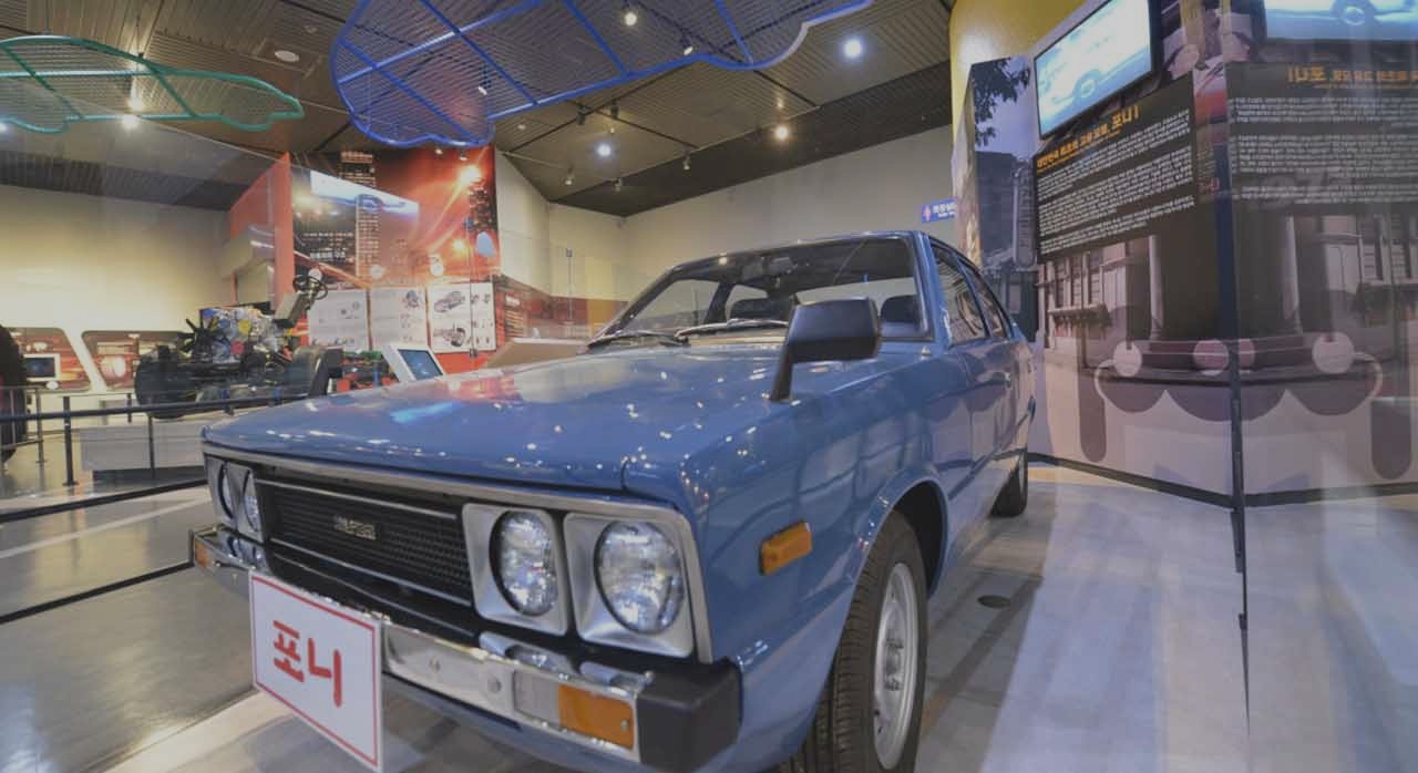 대전 국립중앙과학관 전시장을 체험하는 가족들. [ⓒ네이버 플레이스 &lsquo;국립중앙과학관&rsquo;]