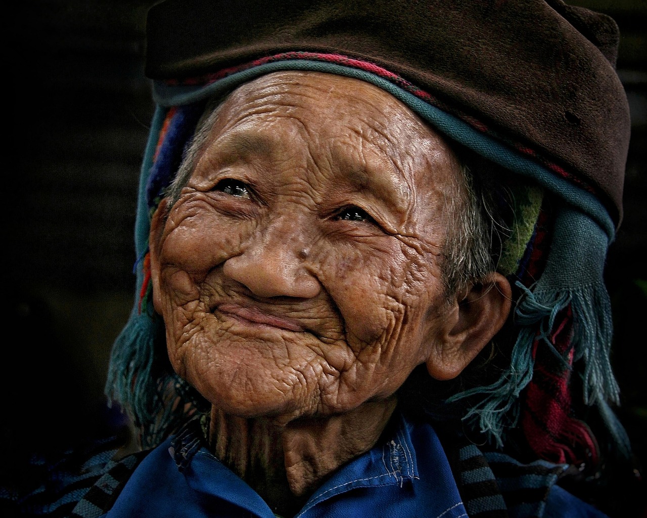 시간의 흔적을 아름다움으로 승화시키다: 나이 듦의 품격