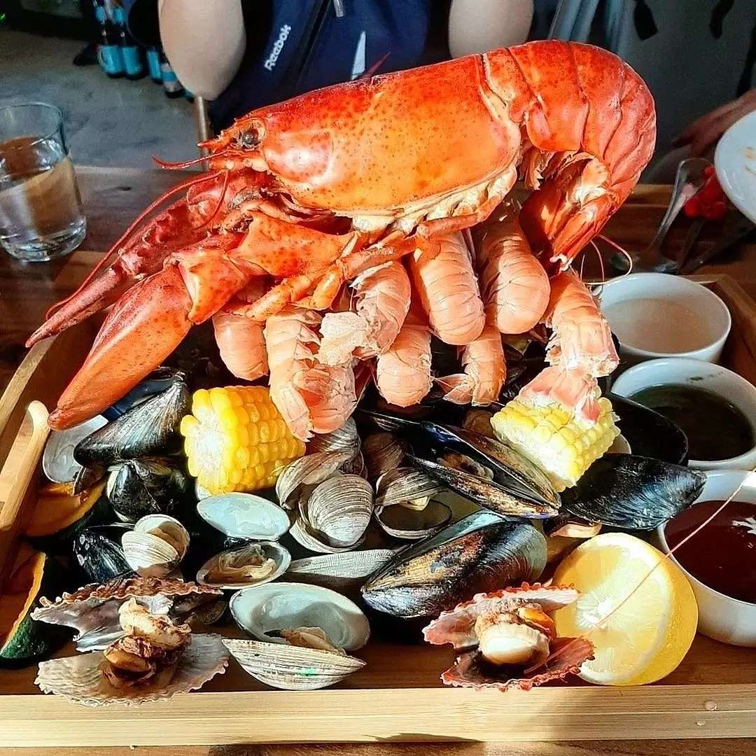 사장님귀는 당나귀귀 여에스더 홍혜걸 단골 와인과 허브로 조리한 랍스터 버킷 딱새우 부채새우 해산물 코스 이탈리안 레스토랑 제주 한림 맛집 위치 오늘방송 정보