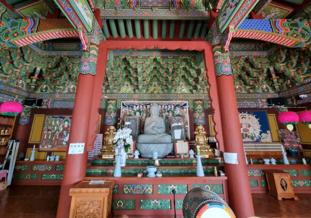 세종시 연화사 : 도심 속 수행과 치유의 공간 마음의 평온을 찾는 길, 비암사 인근의 숨은 명소