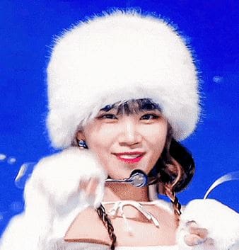 르세라핌 김채원 배경화면
