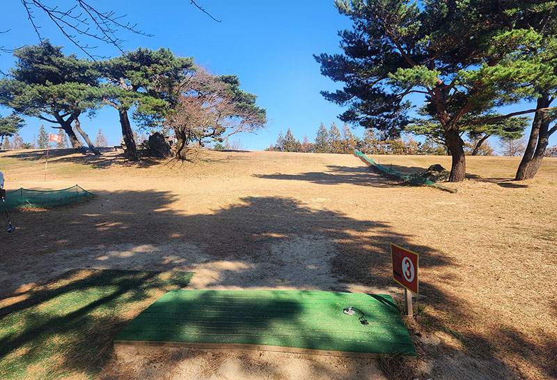 경주 화랑의 언덕 파크골프장. 경북 경주시 산내면 내일리 산261-2