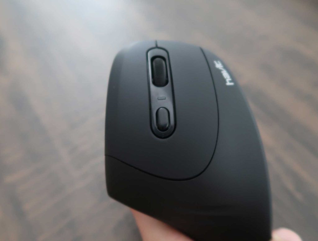 검토: Havit HV-MS55GT 무선 수직 마우스