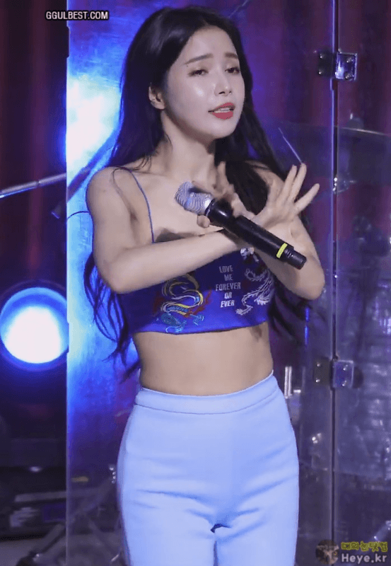 마마무 플러스 솔라 사진