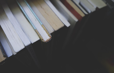 독서 환경 조성과 부모 역할
중학생 독서 습관을 돕는 가장 큰 힘은 가정과 학교 환경에서 나옵니다. 책 읽기 좋은 환경을 조성하는 것이 독서의 첫걸음입니다.