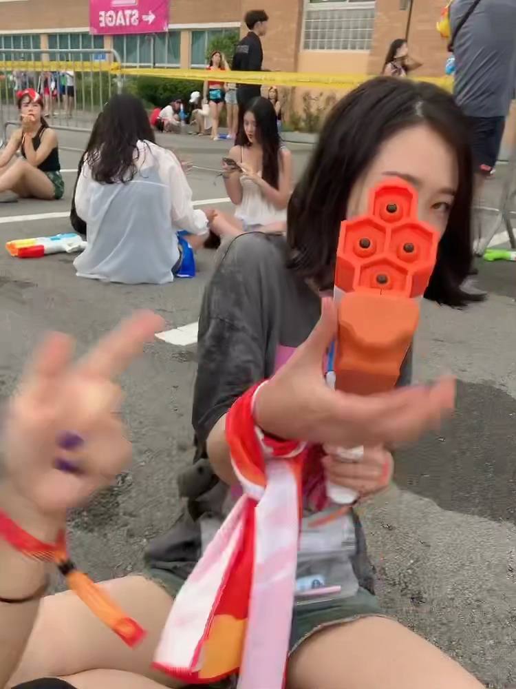 물총들고_찍은_사진