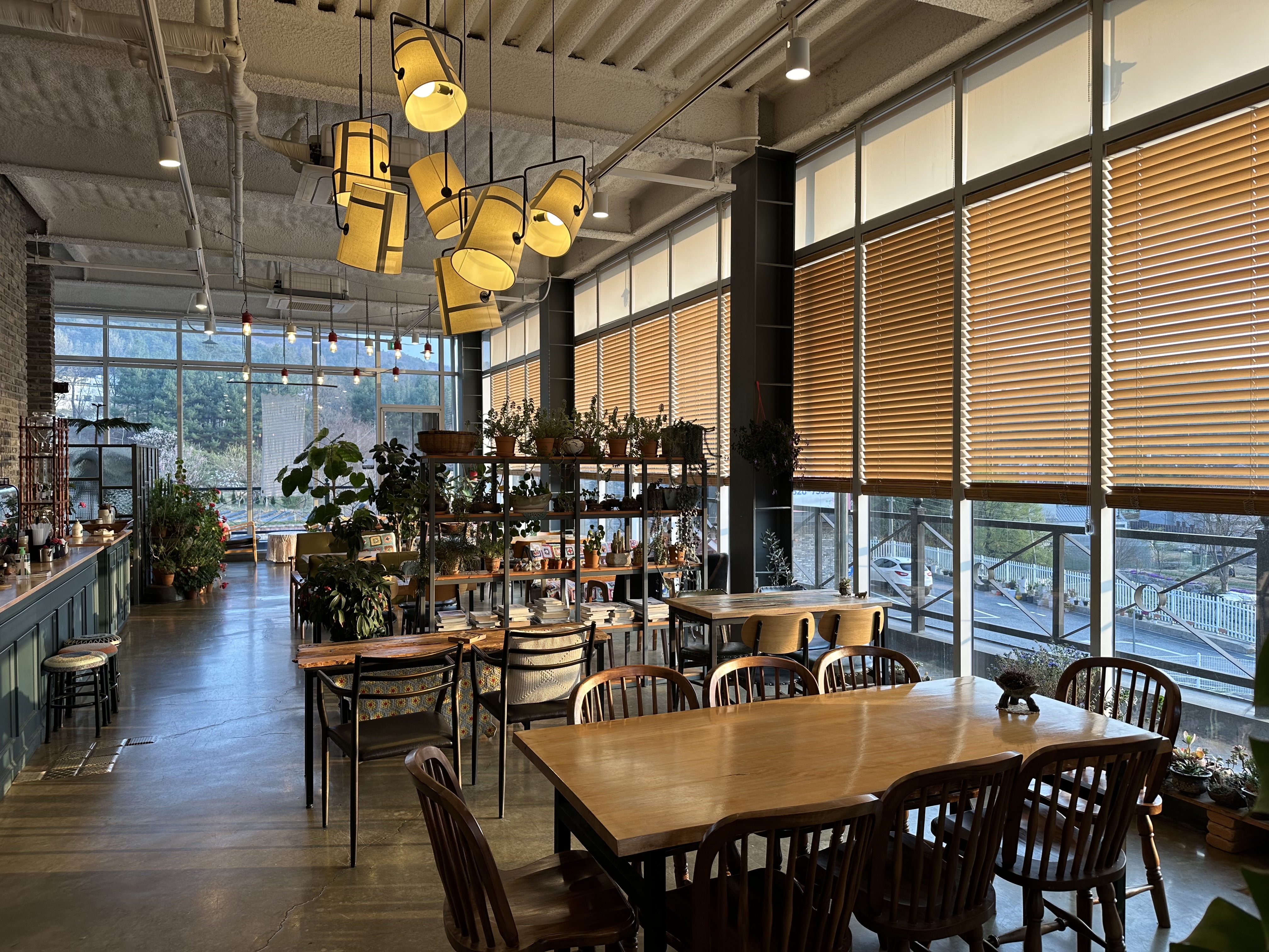 메종드엠-1층-좌석