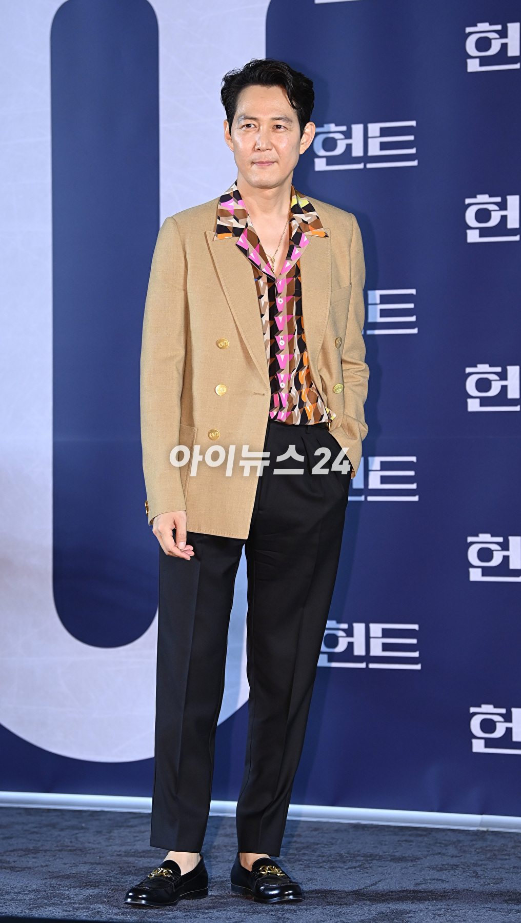 배우 정우성이 5일 오전 서울 성동구 성수 메가박스에서 열린 영화 &#39;헌트&#39;(감독 이정재) 제작보고회에 참석해 포토타임을 갖고 있다. [사진=정소희 기자]