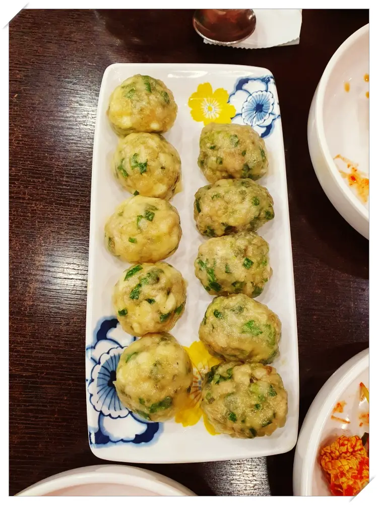 김영철의-동네한바퀴-서울-양천-목동-신월동-부부의-굴림만두