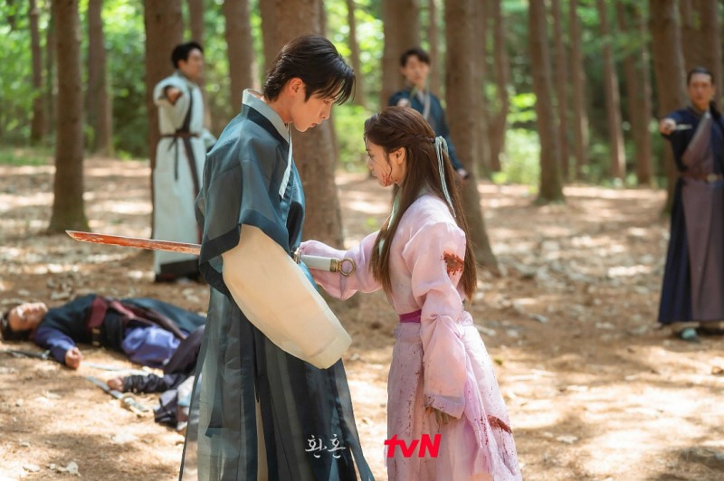 종으로 조정당해서 결국 욱이도 죽이고 마는 무덕<환혼>