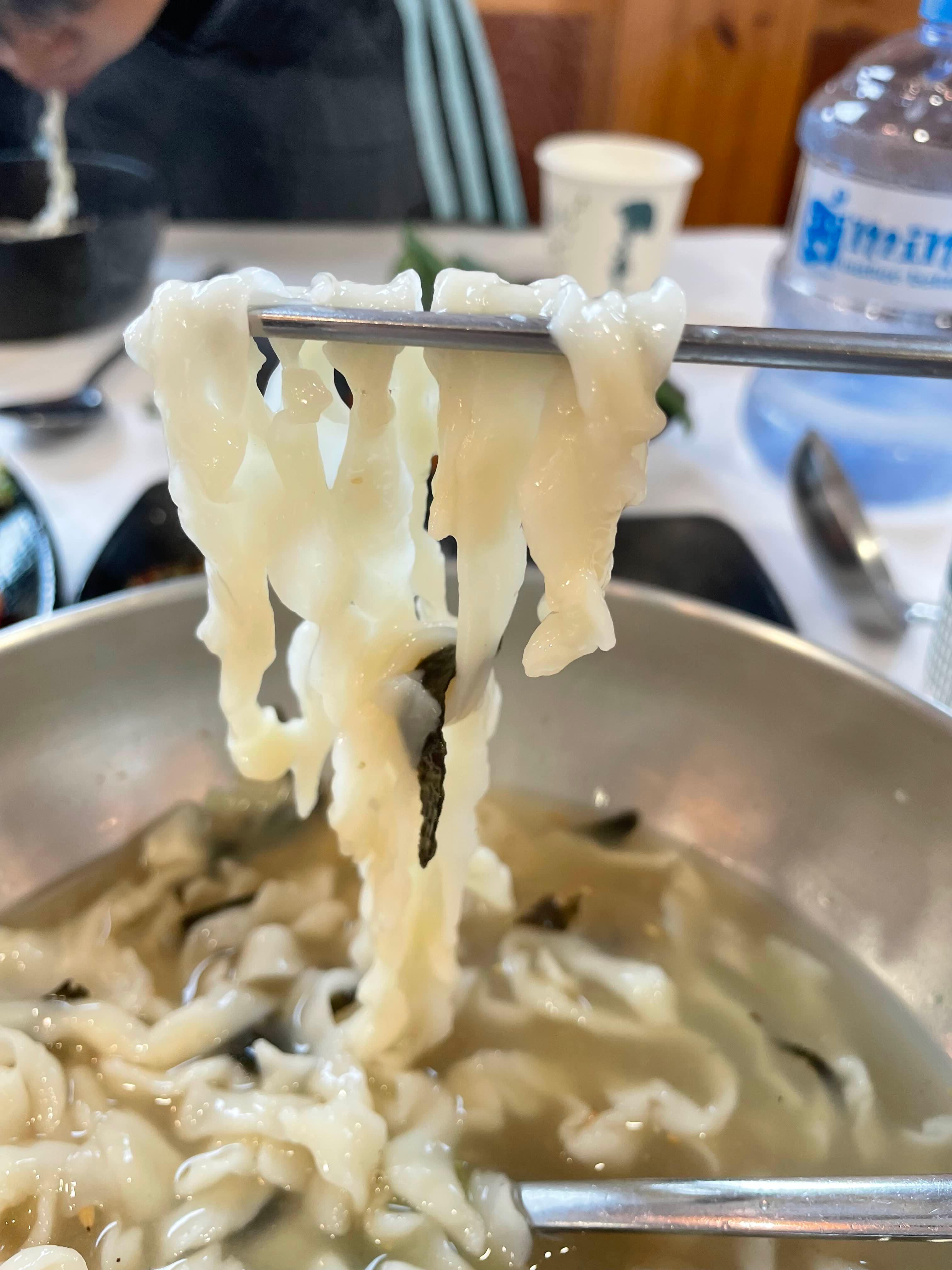 포항 과수원 칼국수