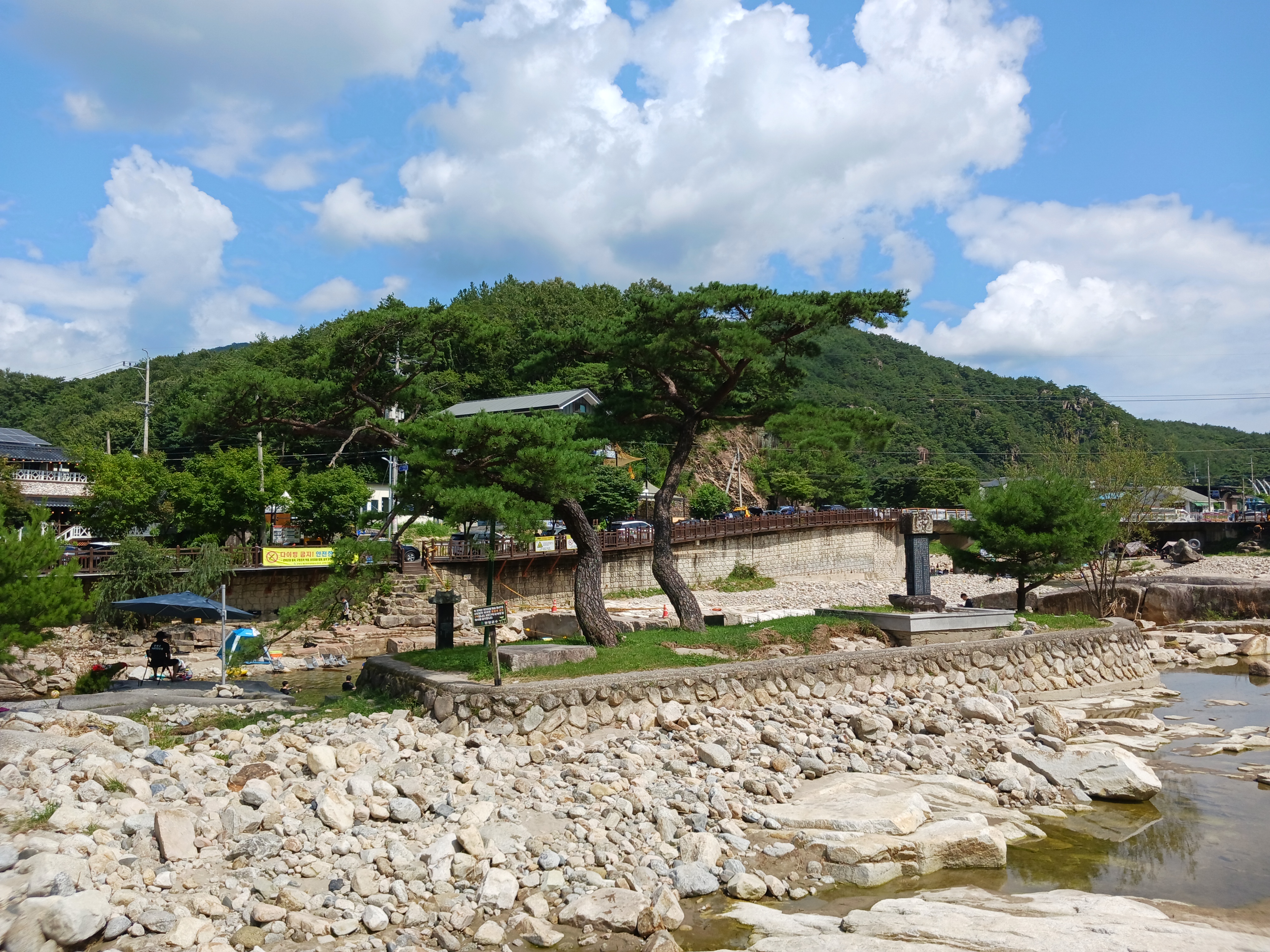 사인암계곡