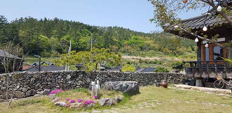 구름숲아토리 마당
