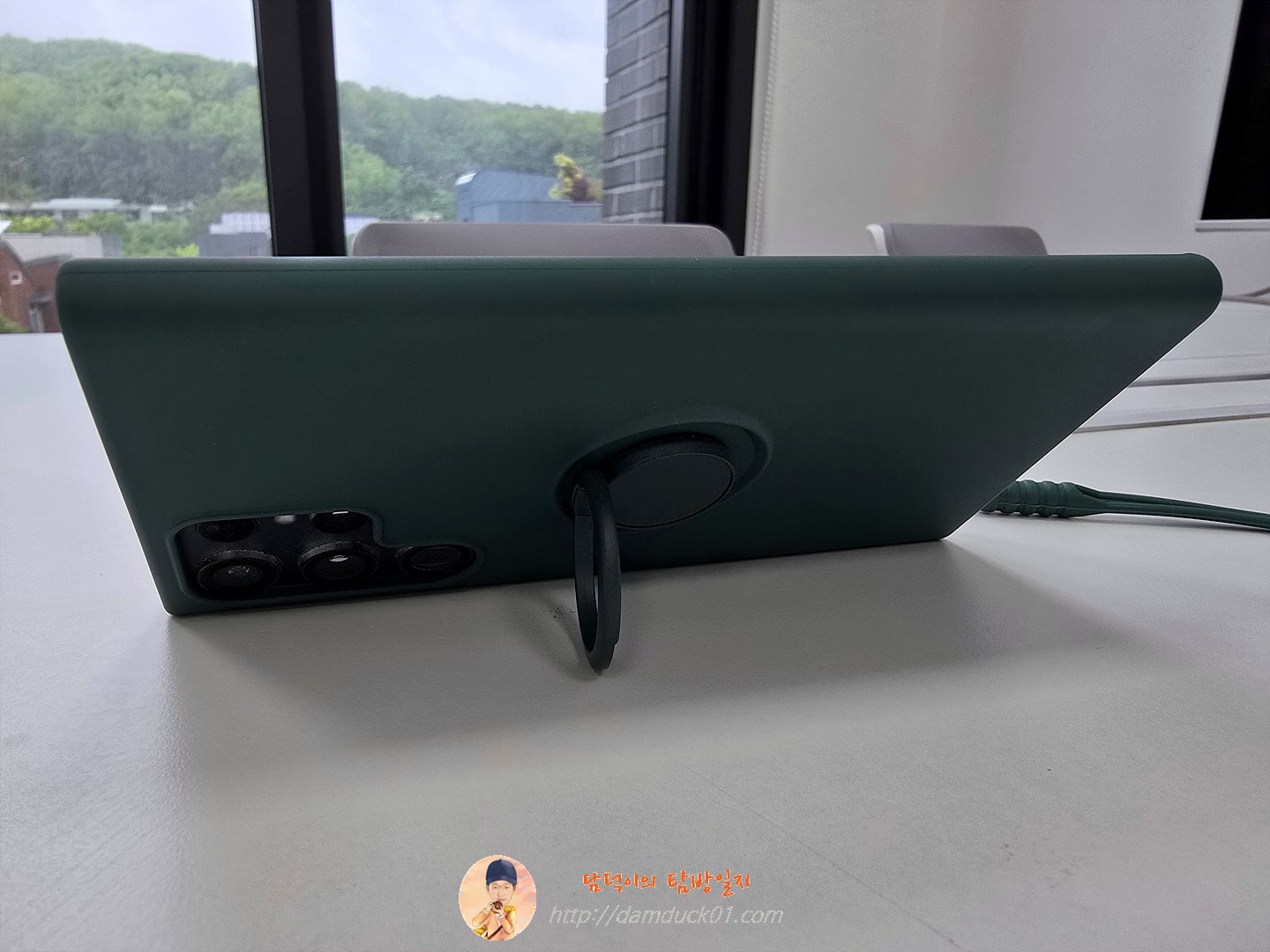 삼성 갤럭시 S24 S23 S22 S21 울트라 플러스 S20 FE 참고 20 A54 A53 A52 A13 A14 A34 액체 실리콘 커버에 대한 마그네틱 홀더 케이스