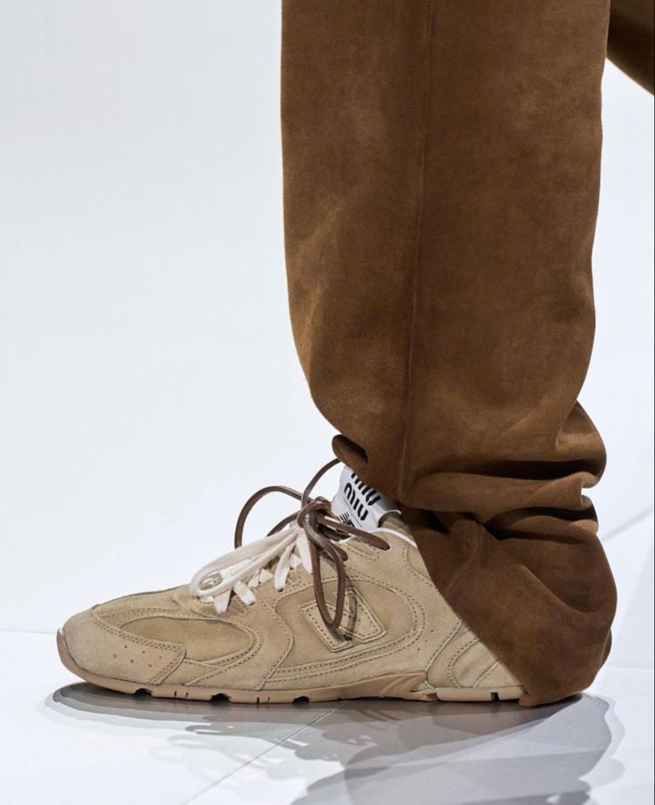 미우미우 뉴발란스 530