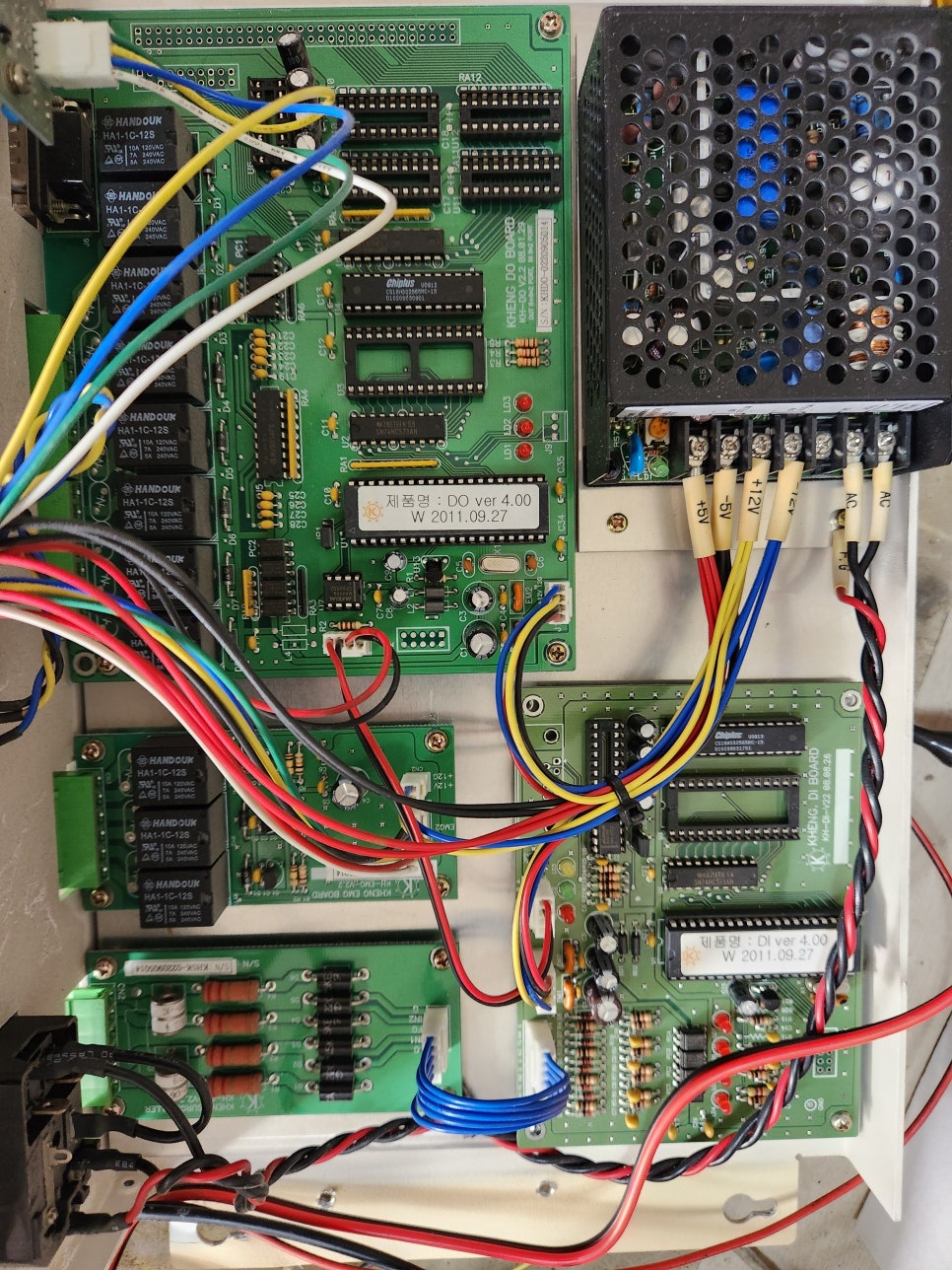 (주)경호엔지니어링(KYUNGHO ENGINEERING) 컨트롤러 KHDC-10000 화면불량 수리 완료