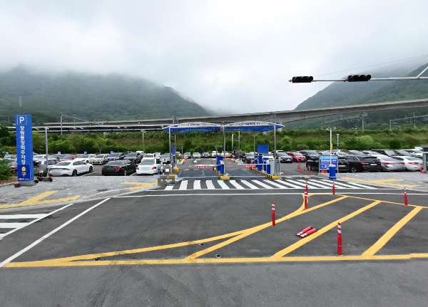 창원중앙역 주차장 전경