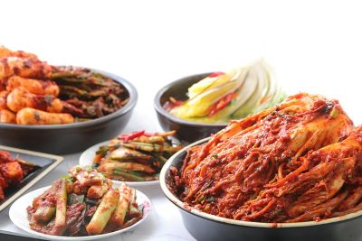 유산균이 풍부한 다양한 종류의 김치
