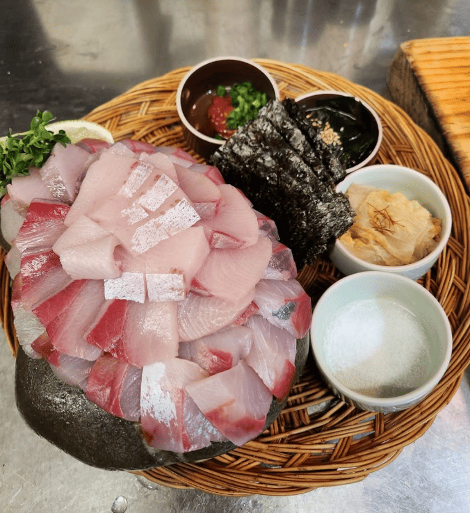 한남동 술집 '방울과꼬막' 음식