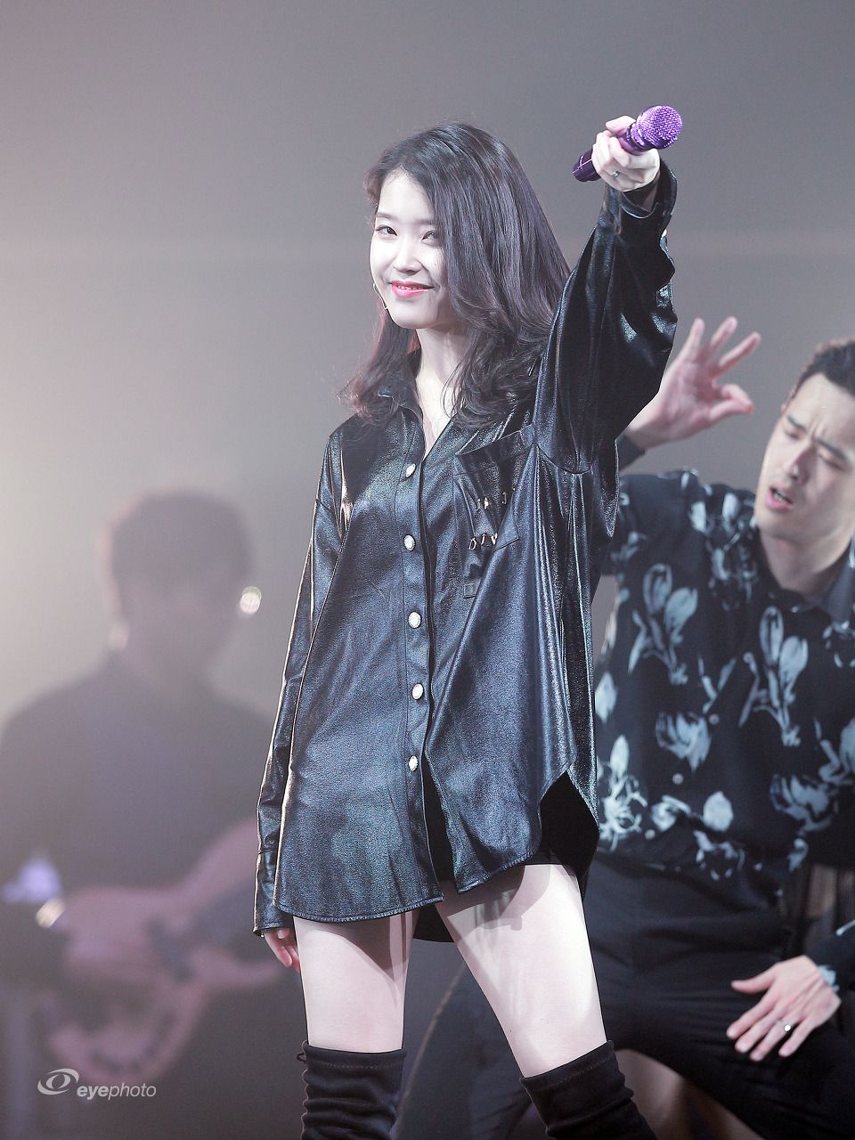 아이유 사진 모음 / 무대 코디 패션 / 일상 사복 패션