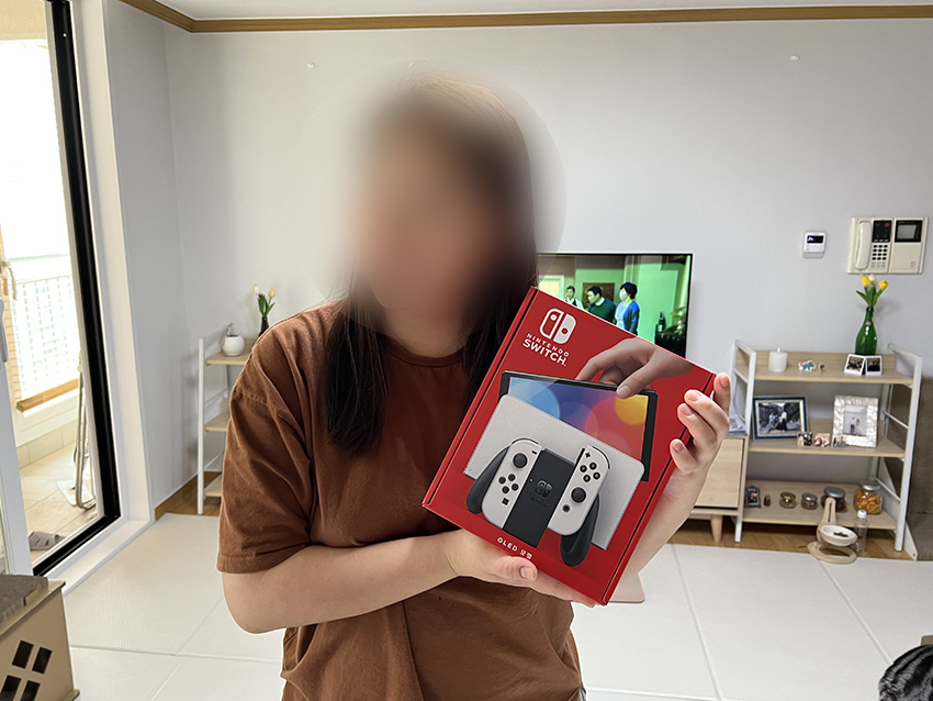 닌텐도 스위치 OLED 화이트 생일선물