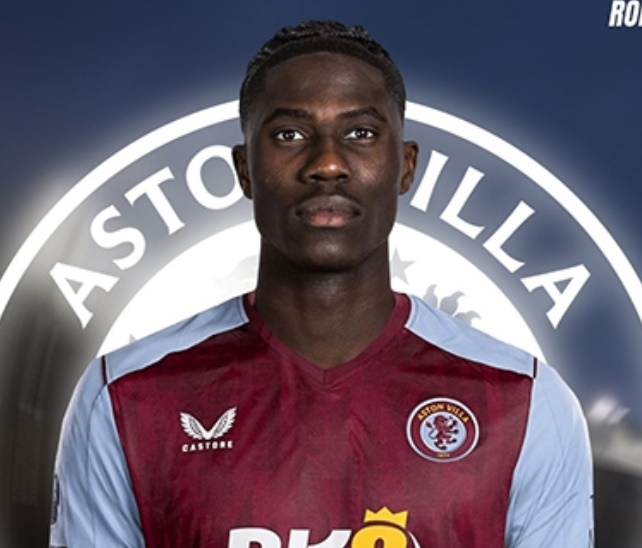 알트태그-아스톤빌라 아마두 오나나 선수