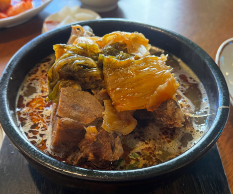 남겨서뭐하게 서울 통껍데기뼈찜 강남 논현동 맛집