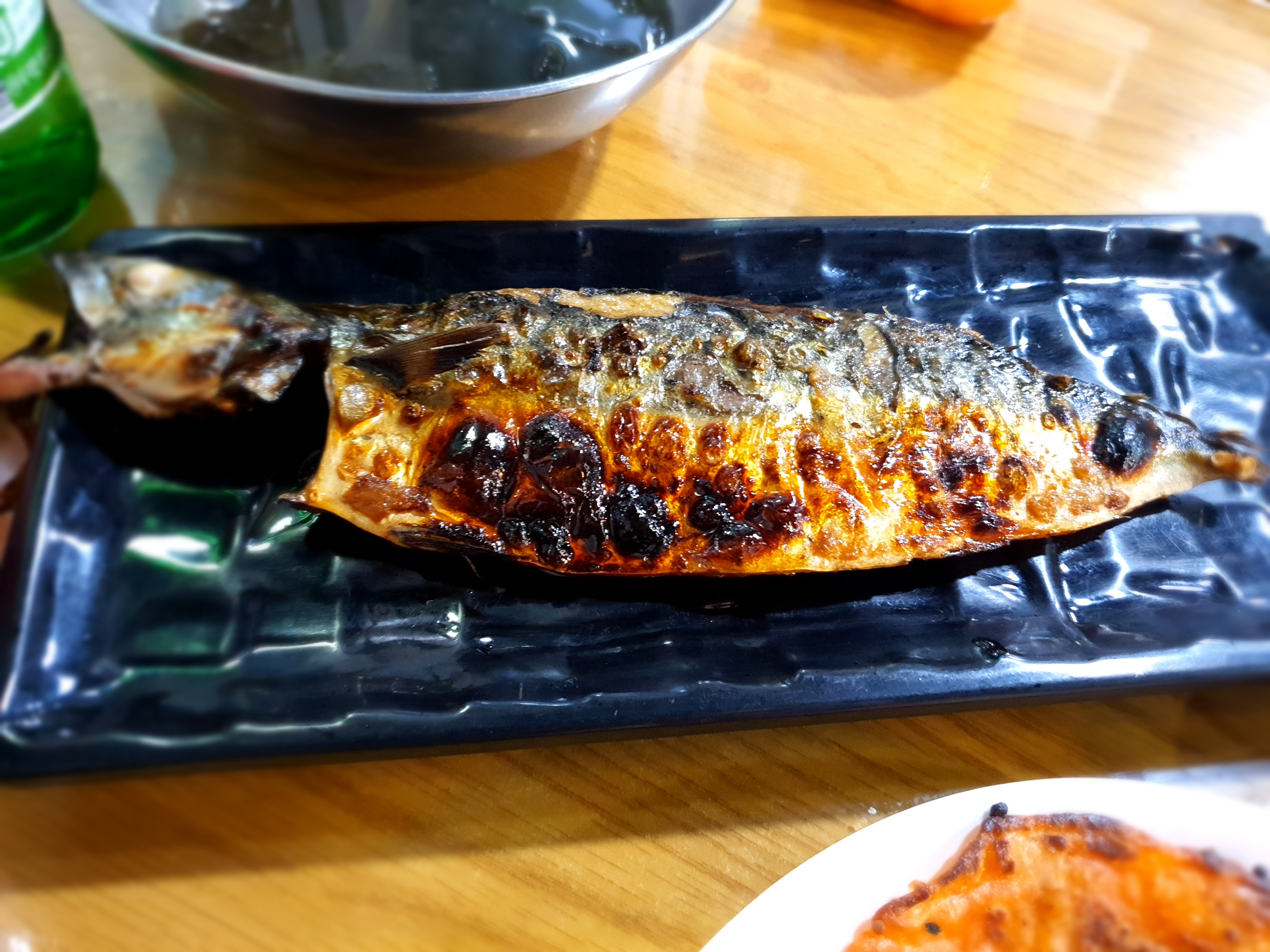 고등어-구이가-맛있어요.
