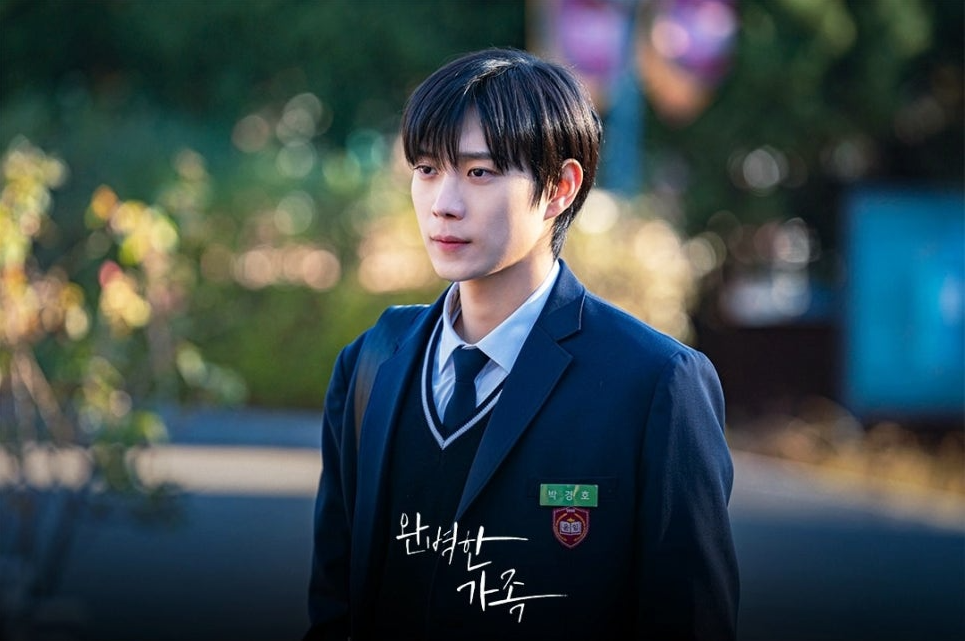 완벽한 가족 등장인물 줄거리