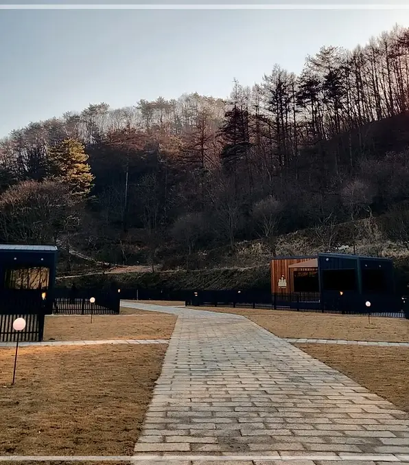 집-나가면-개호강-장소-팔레드-차밍-애견-동반-리조트