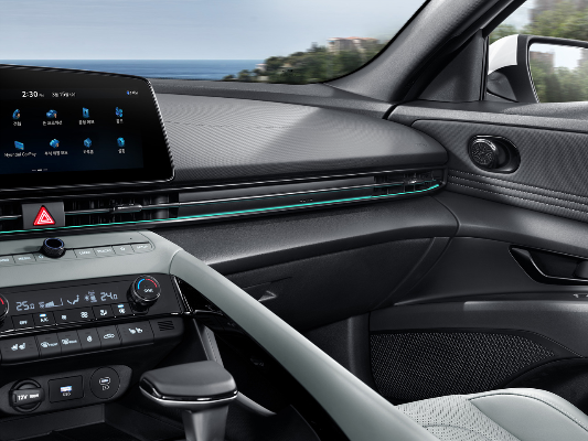 아반떼하이브리드 성능 및 기능