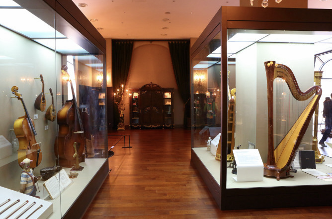 프라움악기박물관 내부 이미지