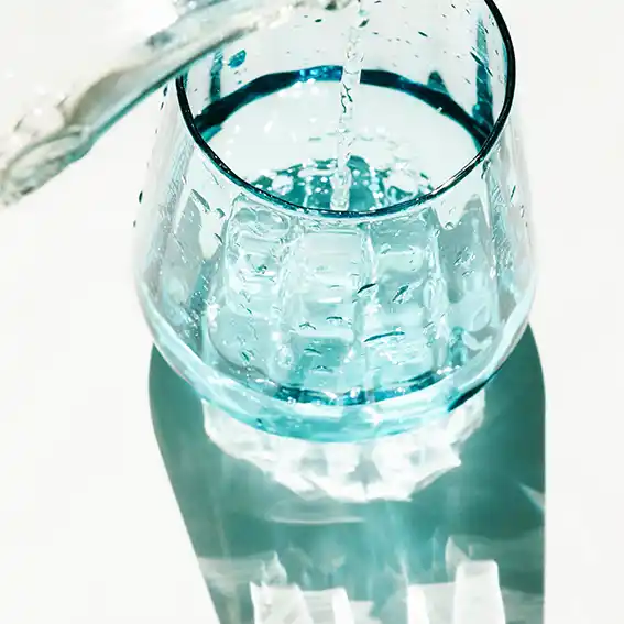 하루 적정 물 섭취량과 체중 감량을 위한 수분 조절