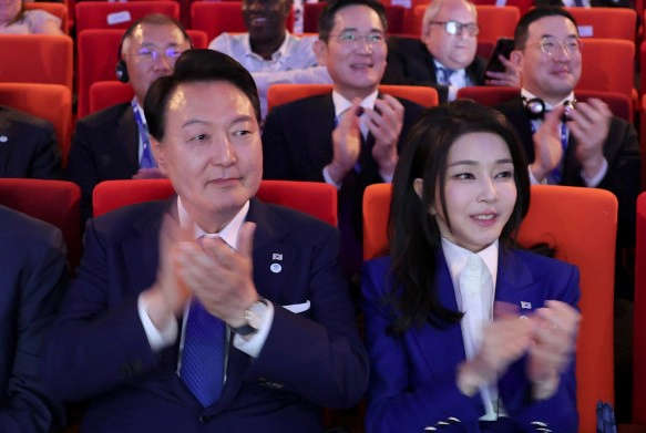 부산엑스포 유치 PT 윤석열 지각 의혹 