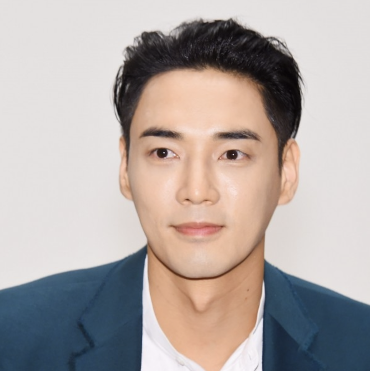 강지섭 프로필