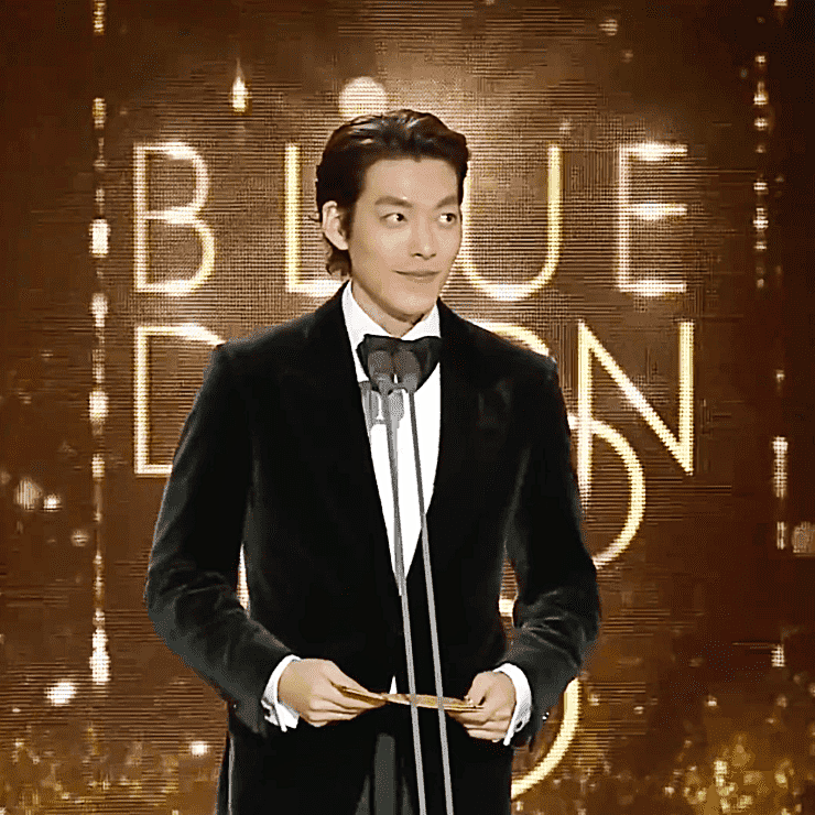 배우-김우빈