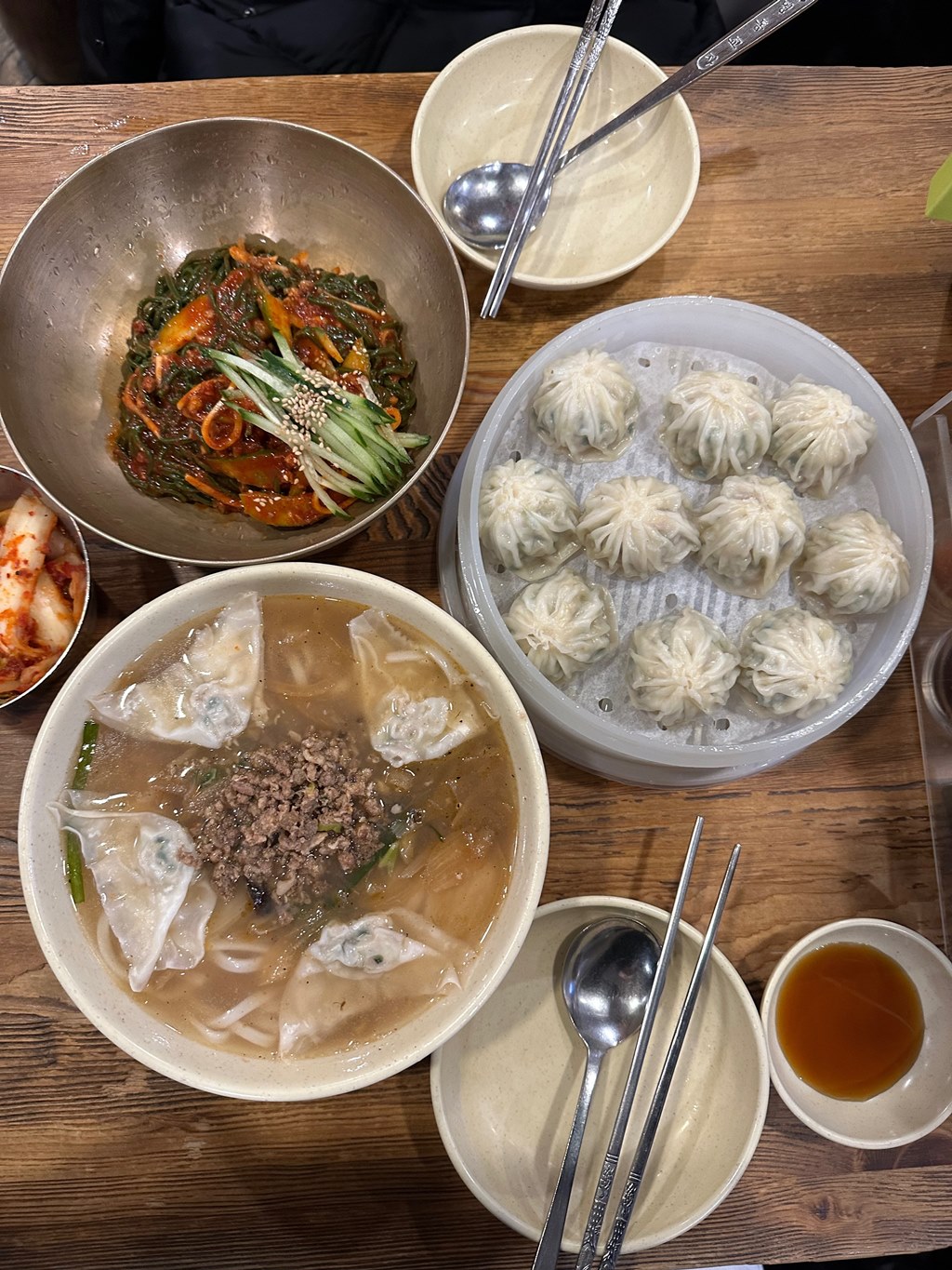 명동교자