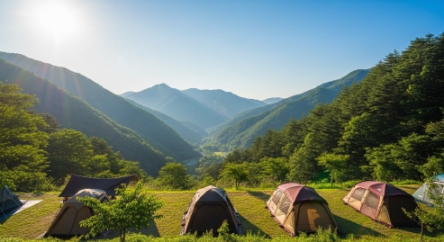 소백산 계곡과 캠핑장 전경