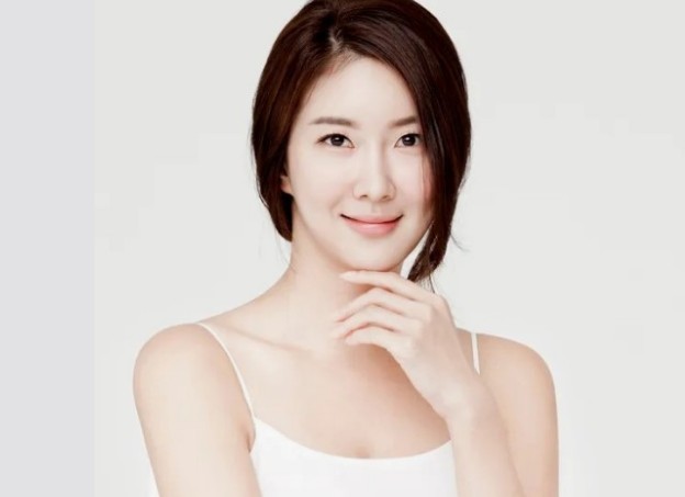 유흥업소출신 의혹받는 여자연예인 TOP 4