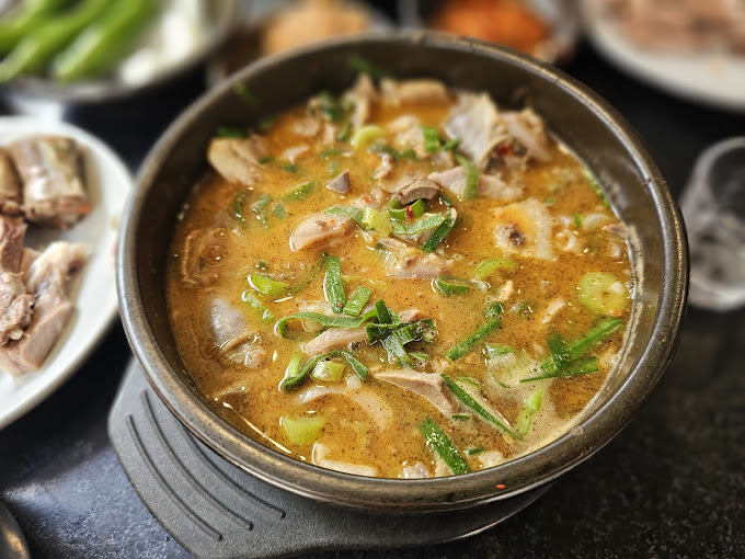 강남 대표 순대국 '농민백암순대'